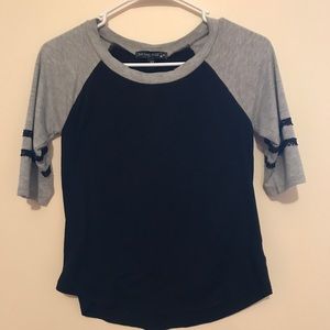 CUTE spring/summer tee!